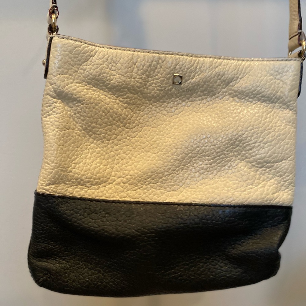 Kate Spade Cross Body - Picture 2 of 5